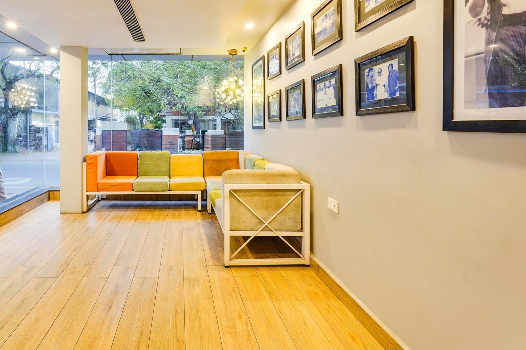 Super Townhouse Oak Kodambakkam Formerly Cine City Chennai Exterior photo